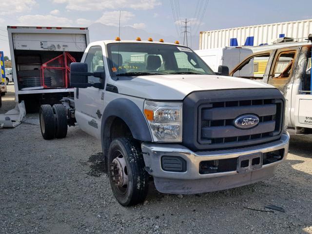 1FDUF5GT8CEC58332 - 2012 FORD F550 SUPER WHITE photo 1