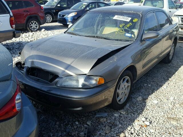 1YVGF22D0W5707405 - 1998 MAZDA 626 ES GRAY photo 2