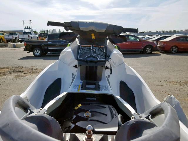 YDV45212L314 - 2014 BOMBARDIER JETSKI WHITE photo 7