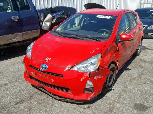 JTDKDTB35E1075946 - 2014 TOYOTA PRIUS C RED photo 2