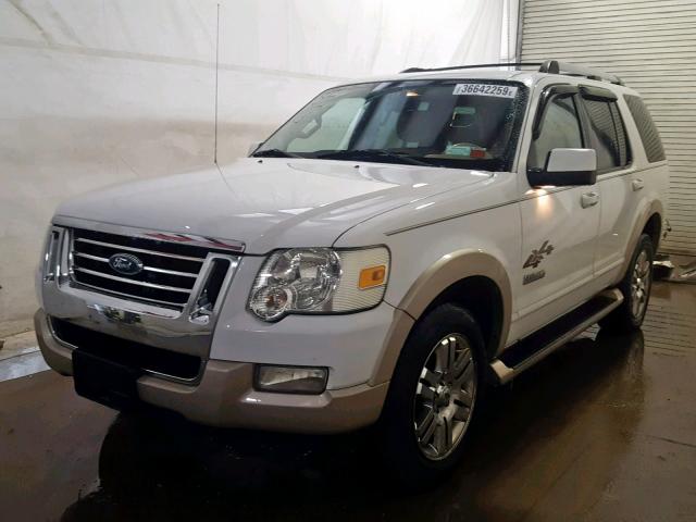 1FMEU74E66UB53732 - 2006 FORD EXPLORER E WHITE photo 2