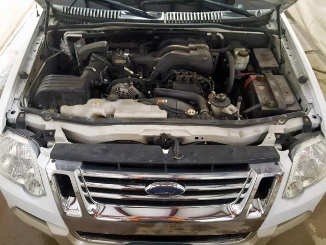 1FMEU74E66UB53732 - 2006 FORD EXPLORER E WHITE photo 7