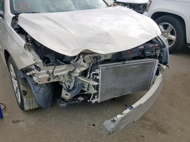 1G11C5SAXGF140717 - 2016 CHEVROLET MALIBU LIM 金色 照片 9