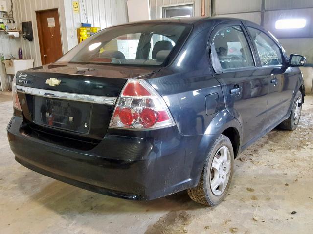 KL1TD56E59B308825 - 2009 CHEVROLET AVEO LS BLACK photo 4