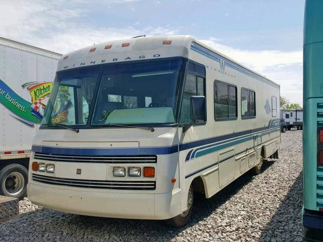 1GBKP37N8P3322020 - 1994 WINNEBAGO BRAVE SE WHITE photo 2