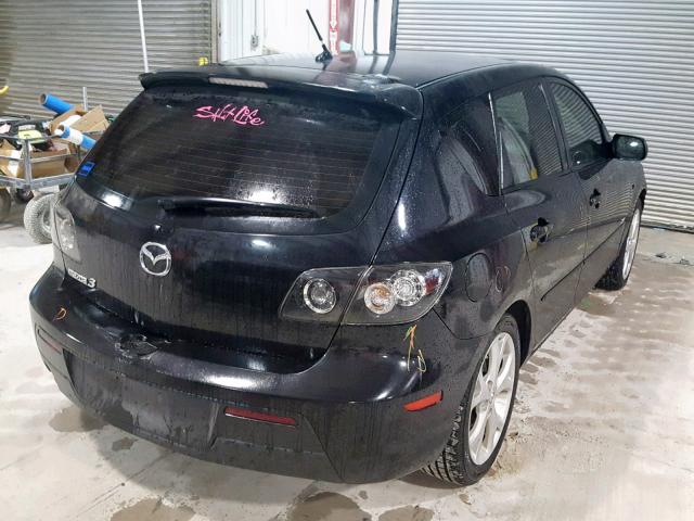 JM1BK343081144159 - 2008 MAZDA 3 HATCHBAC BLACK photo 4