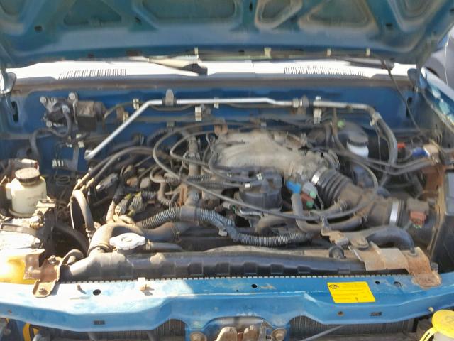 1N6ED27Y11C329529 - 2001 NISSAN FRONTIER C BLUE photo 7