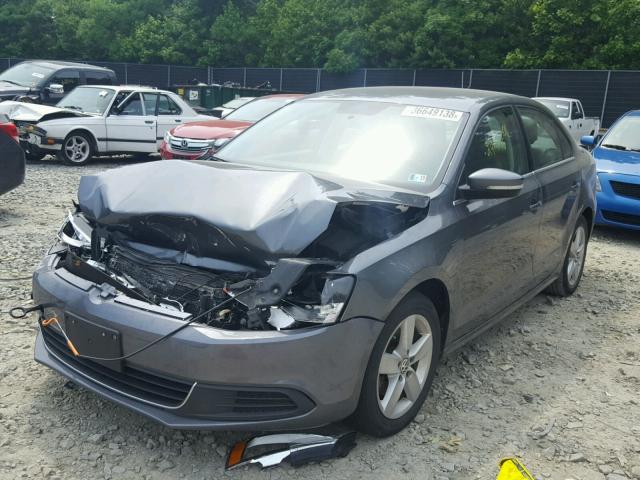 3VWLL7AJ3EM350812 - 2014 VOLKSWAGEN JETTA TDI GRAY photo 2