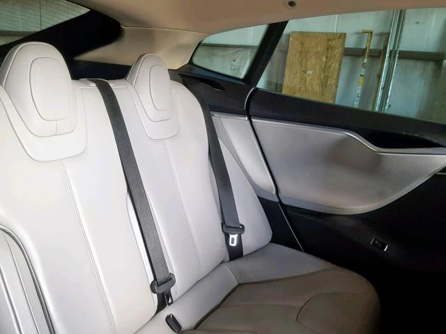 5YJSA1H11EFP51156 - 2014 TESLA MODEL S رمادي صورة 6