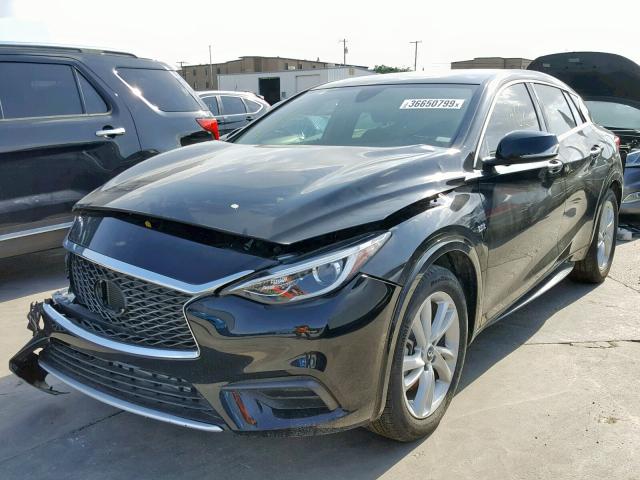 SJKCH5CPXJA055110 - 2018 INFINITI QX30 BASE BLACK photo 2