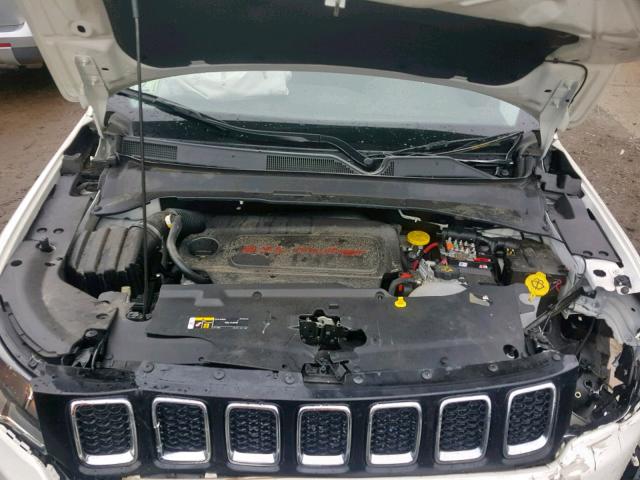3C4NJDAB5HT664982 - 2017 JEEP COMPASS SP თეთრი ფოტო 7