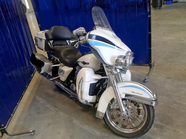 1HD1FC4107Y647872 - 2007 HARLEY-DAVIDSON FLHTCUI WHITE photo 1