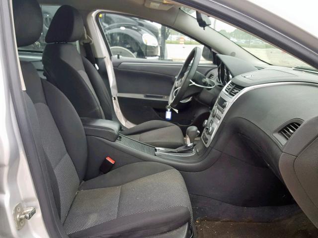 1G1ZC5E04CF278169 - 2012 CHEVROLET MALIBU 1LT SILVER photo 5