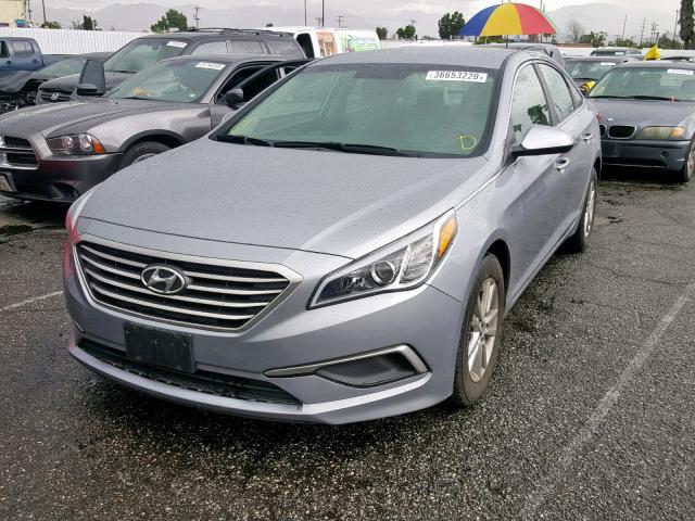 5NPE24AF9HH501137 - 2017 HYUNDAI SONATA SE GRAY photo 2