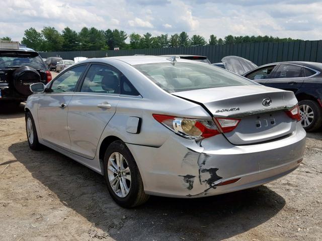 5NPEB4AC7DH745014 - 2013 HYUNDAI SONATA GLS SILVER photo 3