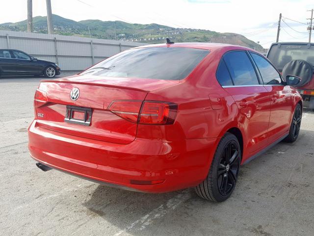 3VW5T7AJ2FM317617 - 2015 VOLKSWAGEN JETTA GLI RED photo 4