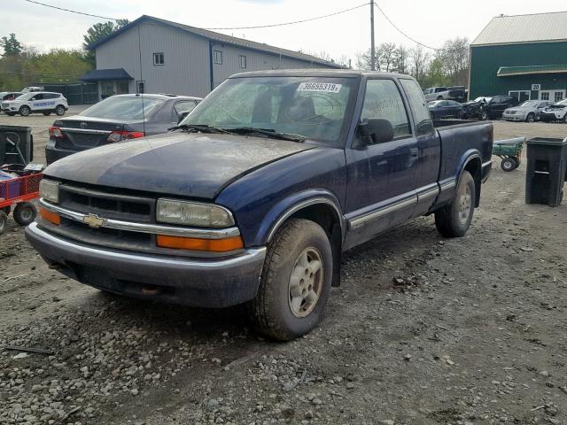 1GCDT19W218231300 - 2003 CHEVROLET .S10 BLUE photo 2