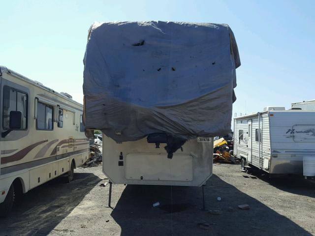 573FS4229J1110852 - 2018 GRAN 5TH WHEEL CREAM photo 9