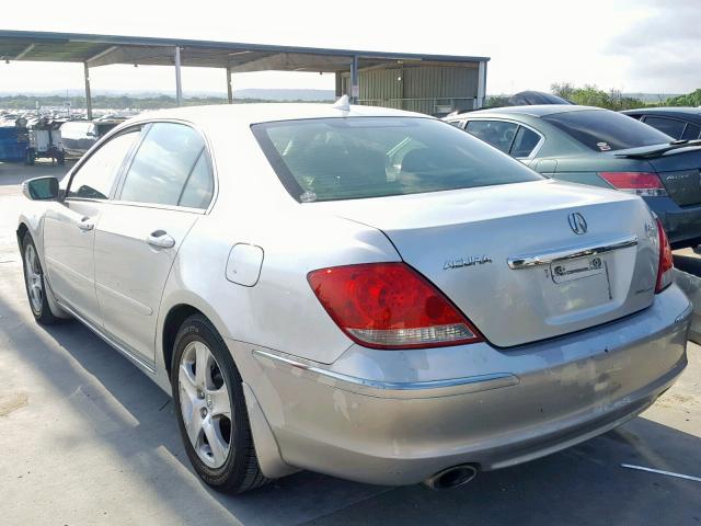 JH4KB16526C006383 - 2006 ACURA RL SILVER photo 3