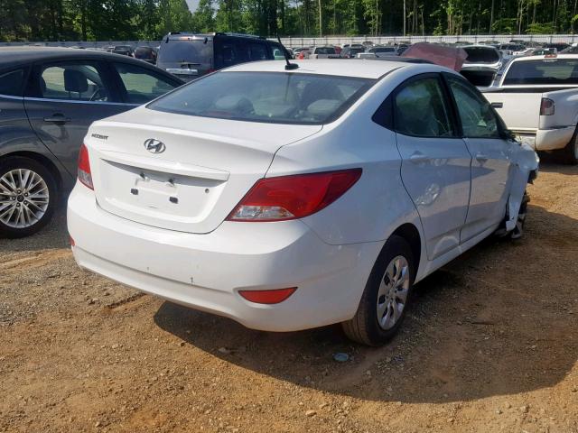 KMHCT4AE1HU314746 - 2017 HYUNDAI ACCENT SE WHITE photo 4