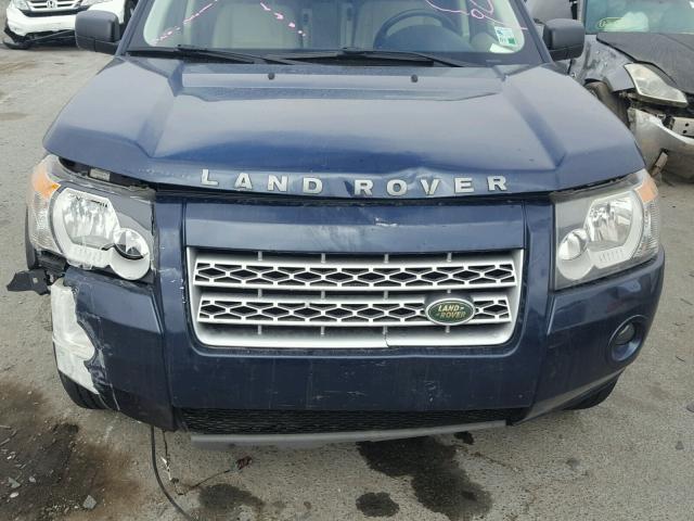 SALFR24N19H124769 - 2009 LAND ROVER LR2 HSE BLUE photo 7