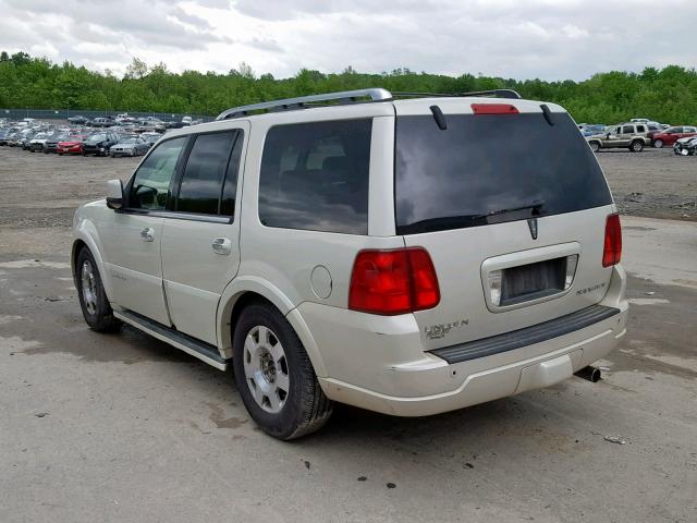 5LMFU27556LJ23174 - 2006 LINCOLN NAVIGATOR WHITE photo 3