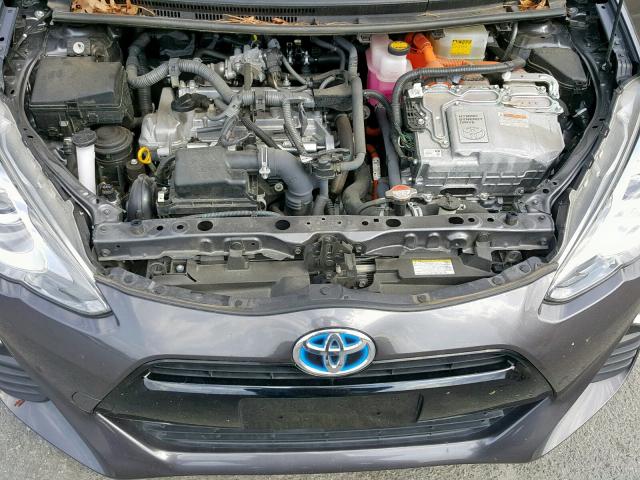 JTDKDTB34G1131541 - 2016 TOYOTA PRIUS C GRAY photo 7