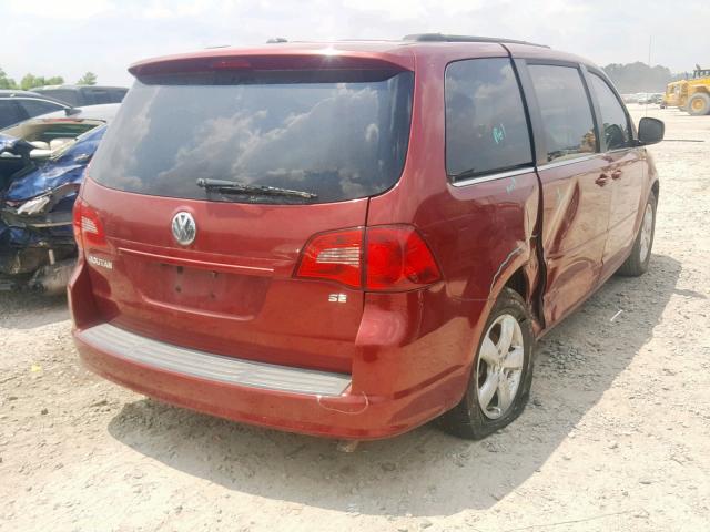 2V4RW3DG1BR669794 - 2011 VOLKSWAGEN ROUTAN SE MAROON photo 4