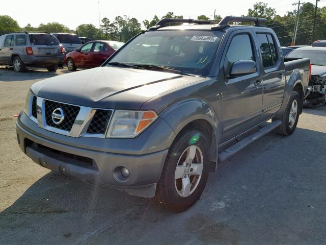 1N6AD07U48C413886 - 2008 NISSAN FRONTIER C GRAY photo 2