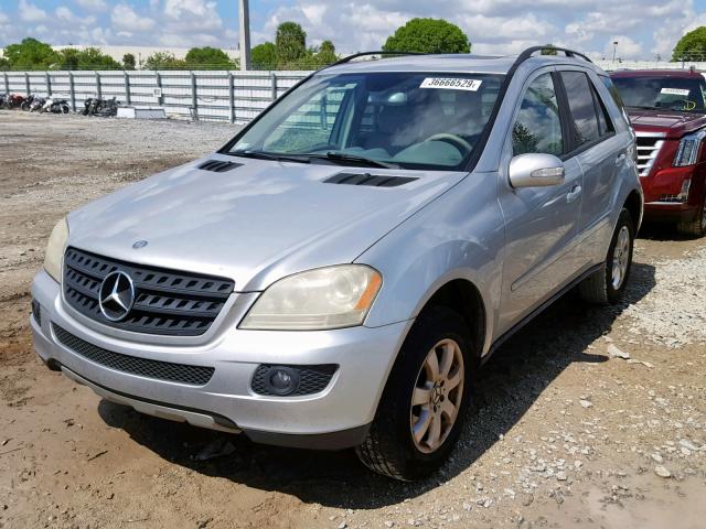 4JGBB86E06A064591 - 2006 MERCEDES-BENZ ML 350 SILVER photo 2