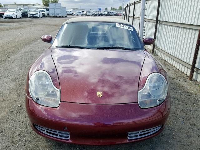 WP0CA2983YU625267 - 2000 PORSCHE BOXSTER MAROON photo 9