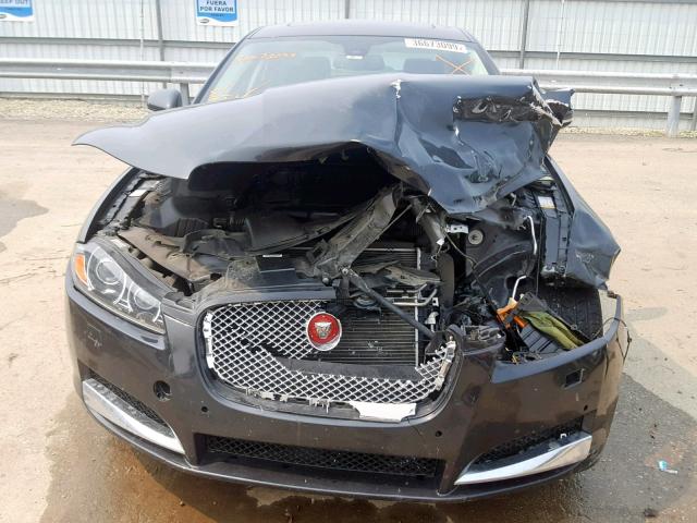 SAJWJ0FF5F8U65789 - 2015 JAGUAR XF 3.0 SPO GRAY photo 9