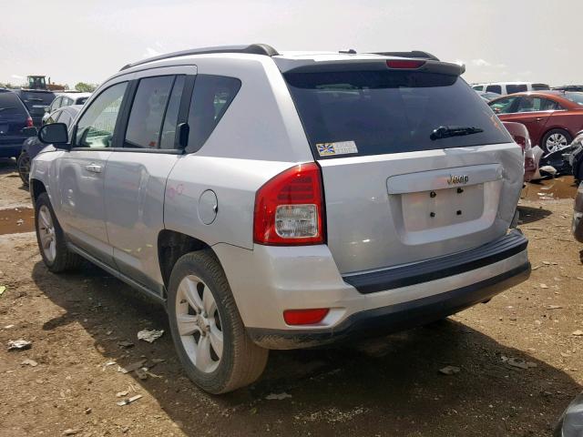 1J4NT1FA2BD272056 - 2011 JEEP COMPASS SP Күміс фото 3