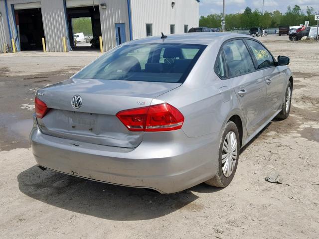 1VWAT7A36EC107909 - 2014 VOLKSWAGEN PASSAT S SILVER photo 4