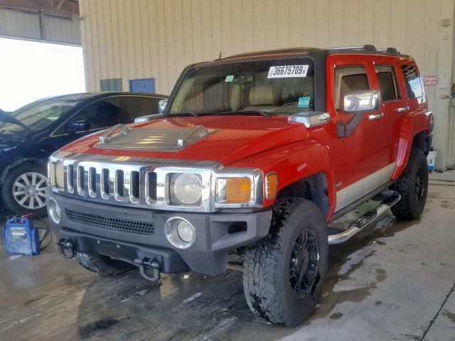 5GTDN136268174440 - 2006 HUMMER H3 RED photo 2