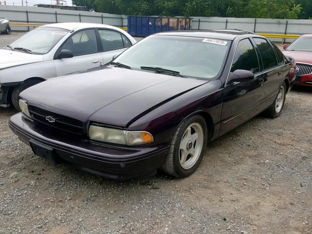 1G1BL52P1SR121196 - 1995 CHEVROLET CAPRICE / BURGUNDY photo 2