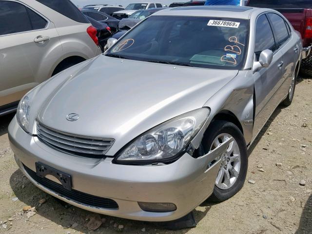 JTHBF30G320079171 - 2002 LEXUS ES 300 SILVER photo 2