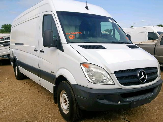 WD3PE8CB7B5566734 - 2011 MERCEDES-BENZ SPRINTER 2 WHITE photo 1