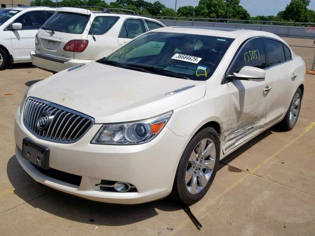 1G4GH5G37DF305112 - 2013 BUICK LACROSSE P WHITE photo 2