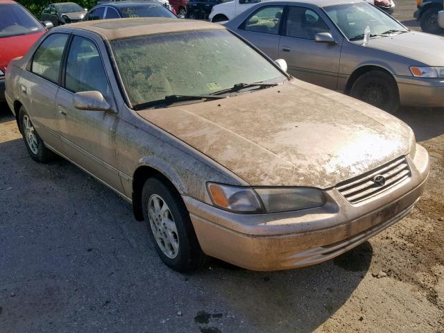 JT2BF22K8X0155027 - 1999 TOYOTA CAMRY LE GOLD photo 1