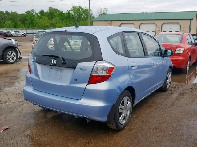 JHMGE8H23AS001815 - 2010 HONDA FIT BLUE photo 4