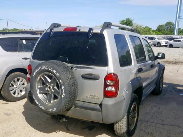 1J8GL38KX6W218880 - 2006 JEEP LIBERTY RE SILVER photo 4