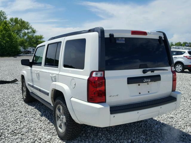 1J8HG48K68C205711 - 2008 JEEP COMMANDER WHITE photo 3