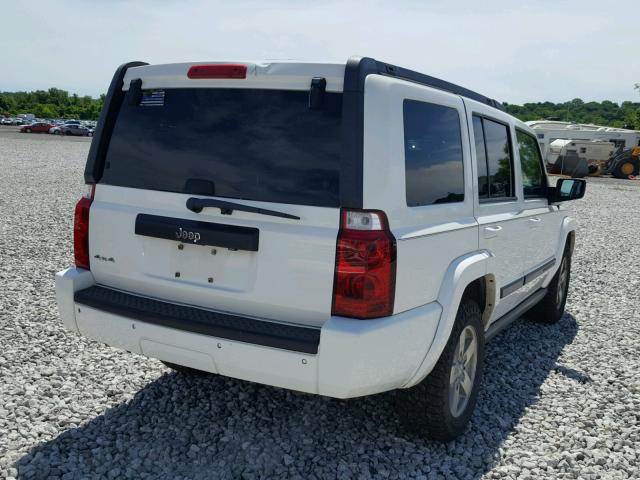 1J8HG48K68C205711 - 2008 JEEP COMMANDER WHITE photo 4