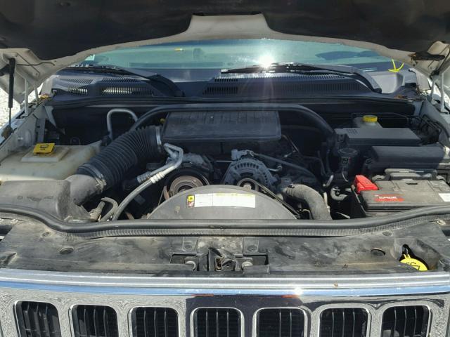 1J8HG48K68C205711 - 2008 JEEP COMMANDER WHITE photo 7