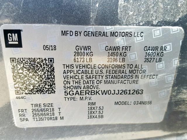 5GAERBKW0JJ261263 - 2018 BUICK ENCLAVE ES SILVER photo 10