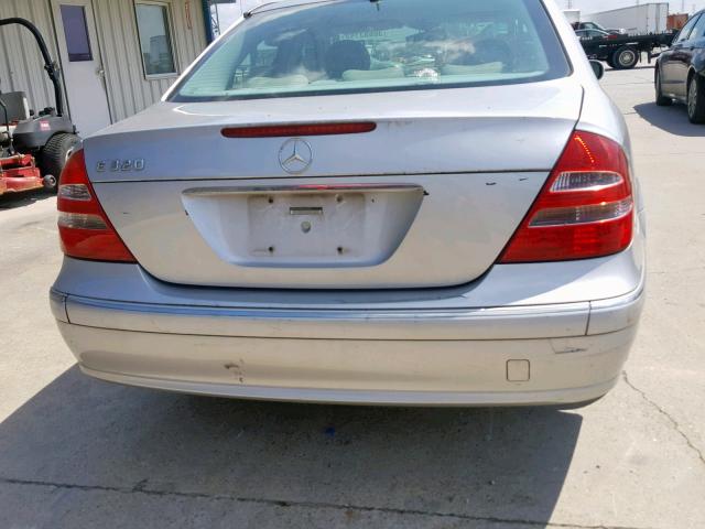 WDBUF65J83A167062 - 2003 MERCEDES-BENZ E 320 SILVER photo 9