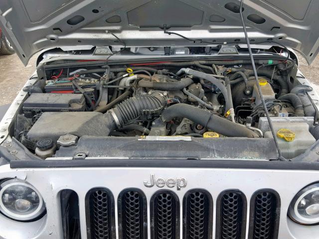 1J4GA2D13BL519839 - 2011 JEEP WRANGLER S SILVER photo 7