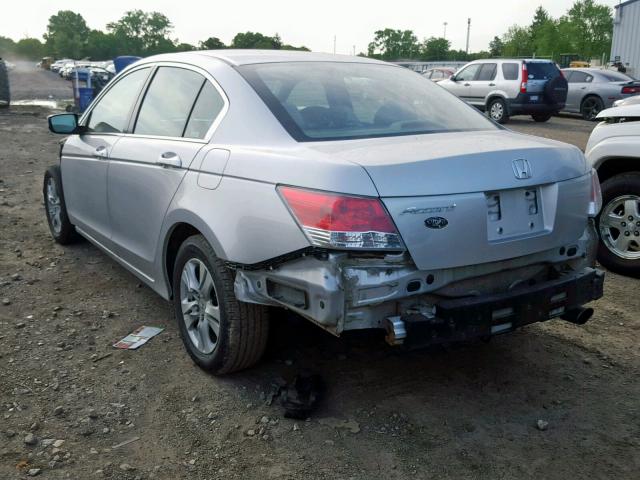 1HGCP2F42AA081899 - 2010 HONDA ACCORD LXP SILVER photo 3