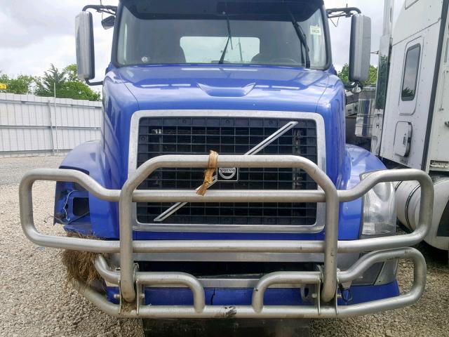 4V4NC9EJ78N491530 - 2008 VOLVO VN VNL BLUE photo 7